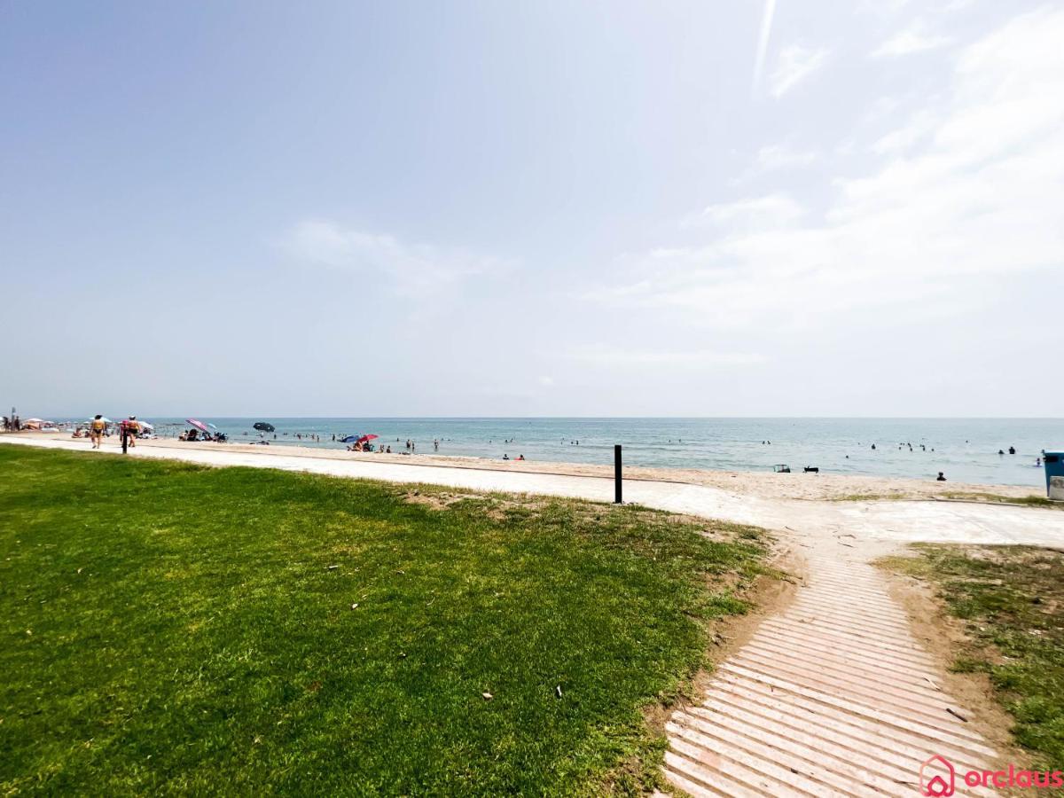 Modern Apartment In Front Of The Mediterranean Oropesa del Mar Extérieur photo
